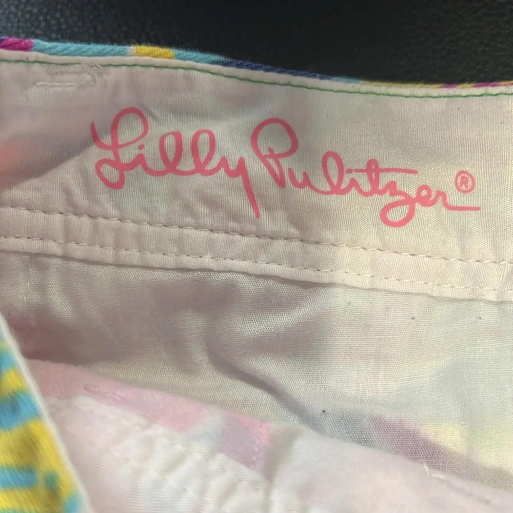 Lilly Pulitzer Besame Mucho The Callahan Short size 2 - Picture 9 of 12